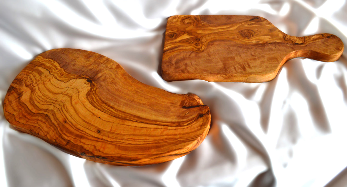 Petite planche en bois d'olivier